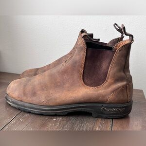 Blundstone Brown Chelsea Boots Size 9.5 Mens US size 10.5 Women’s size 12.5